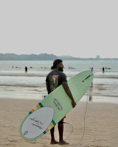 Navee - Instructor at Chill & Surf